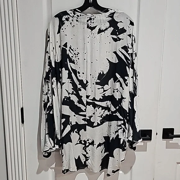 Anthropologie Akemi + Kin Cardigan Kimono- excellent preloved condition - Picture 8 of 8